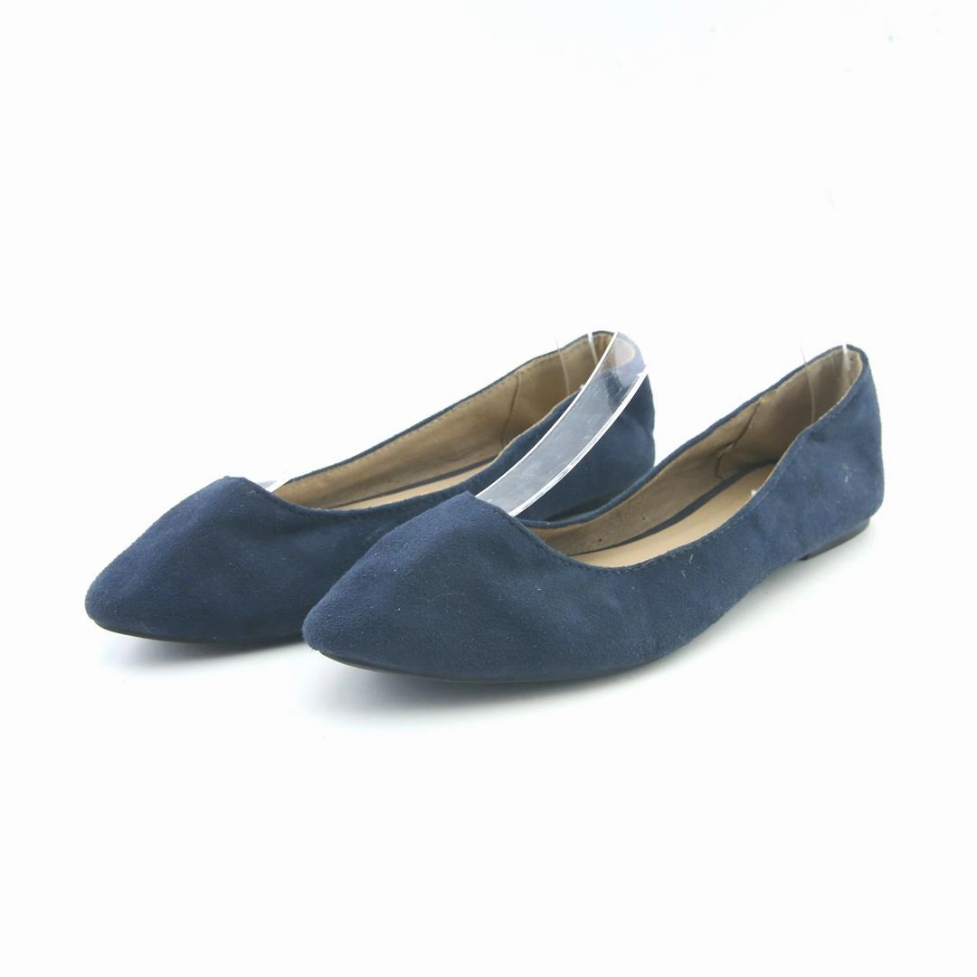 OLD NAVY . Old Navy everyday footwear styles