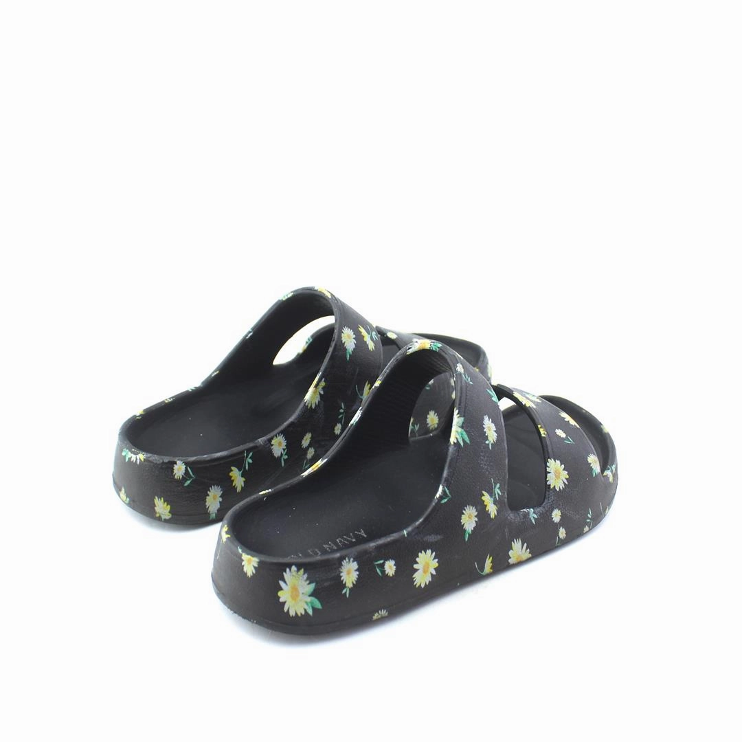 OLD NAVY . everyday Old Navy footwear looks