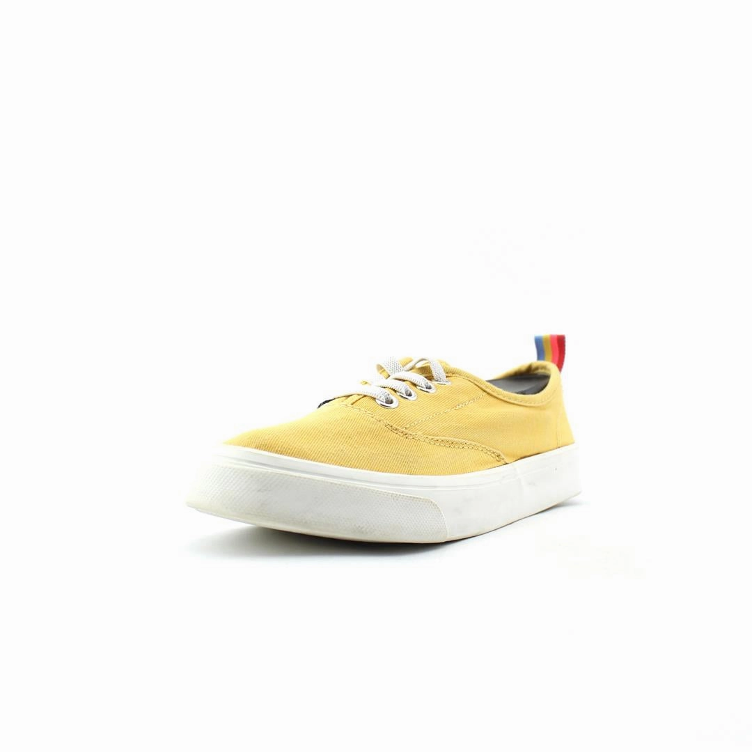 OLD NAVY . everyday Old Navy footwear looks