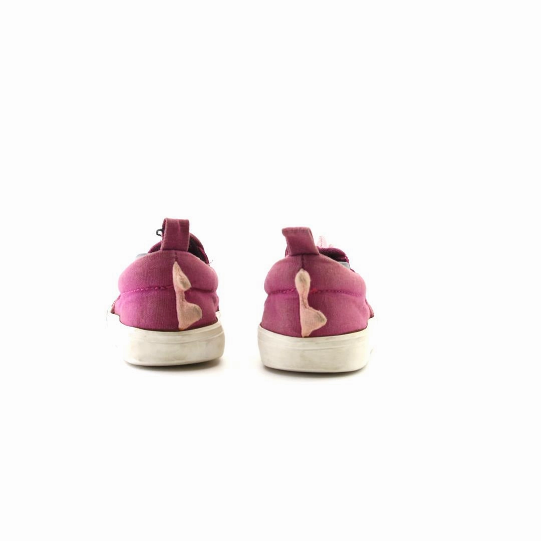 OLD NAVY . everyday Old Navy footwear looks