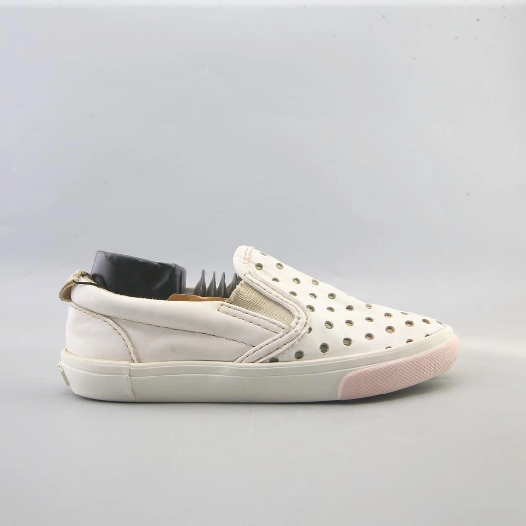OLD NAVY . everyday Old Navy footwear looks