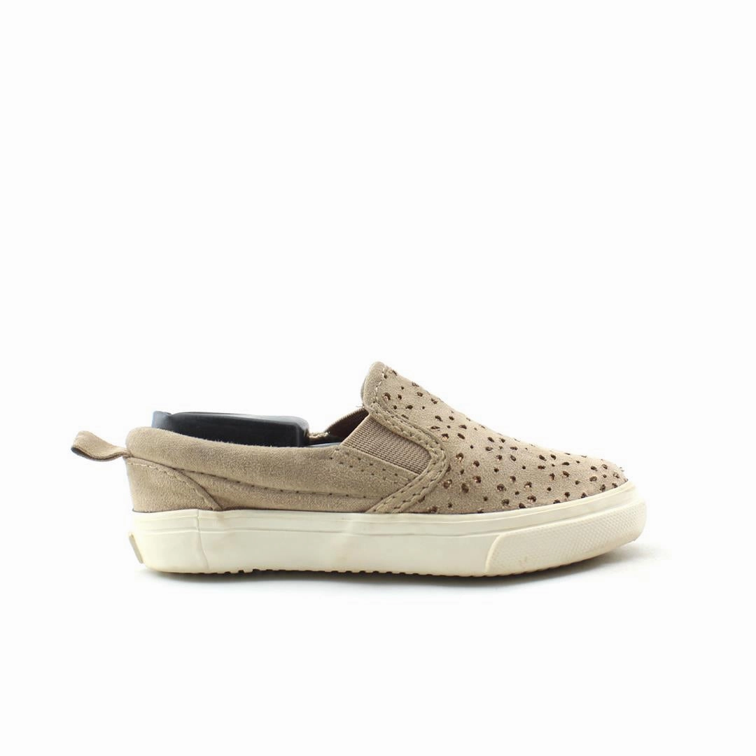 OLD NAVY . everyday Old Navy footwear looks