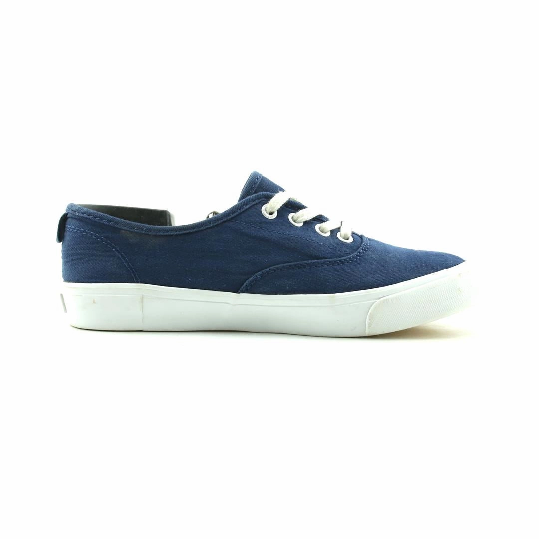 OLD NAVY . everyday Old Navy footwear looks