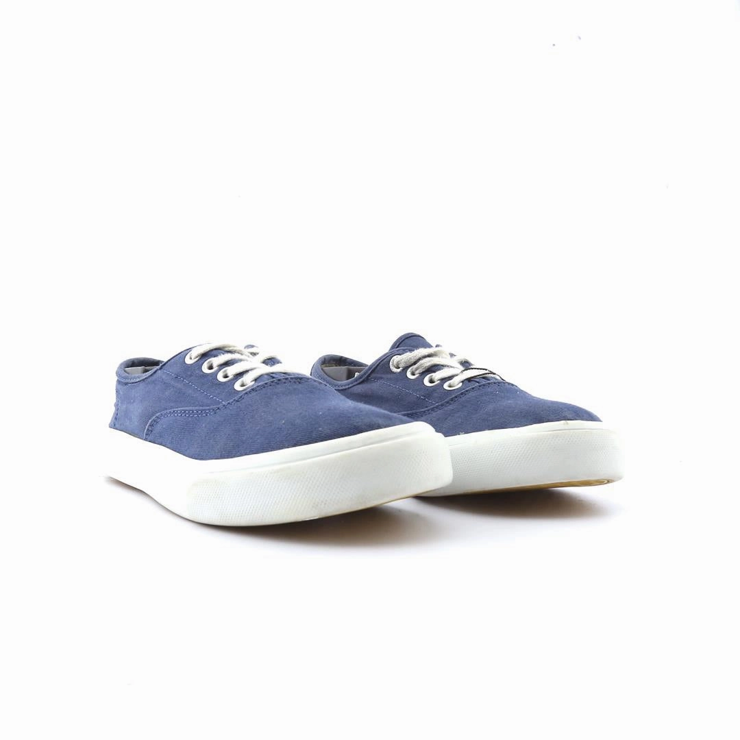OLD NAVY . everyday Old Navy footwear looks