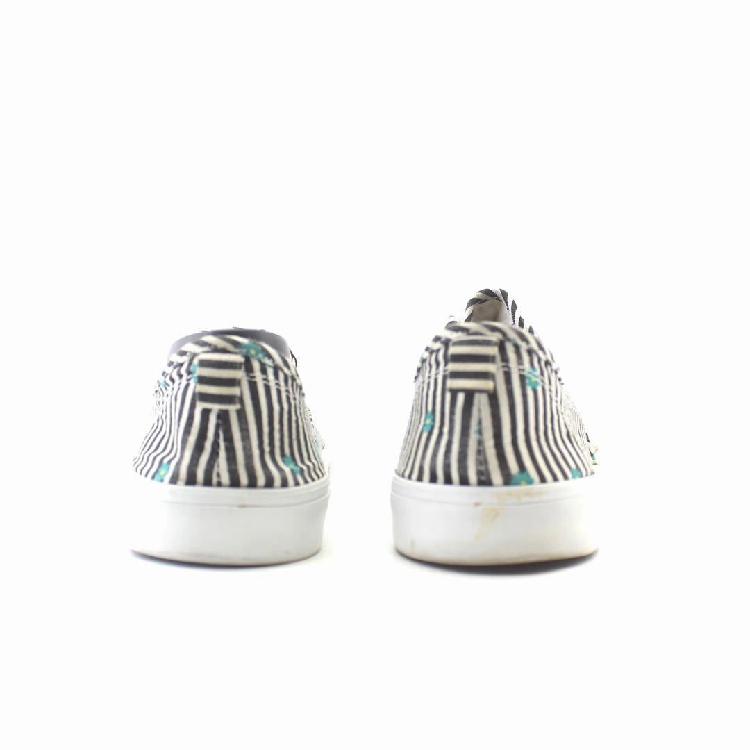 OLD NAVY . everyday Old Navy footwear looks