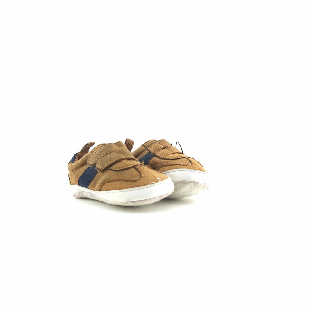 OLD NAVY . everyday Old Navy footwear looks
