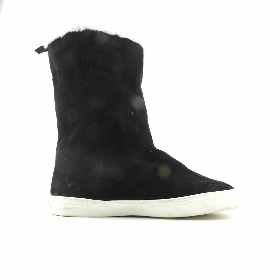 OLD NAVY . everyday Old Navy footwear looks