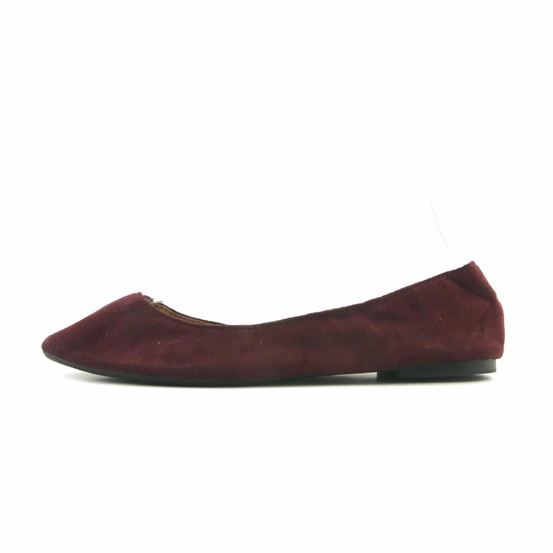 OLD NAVY . everyday Old Navy footwear looks