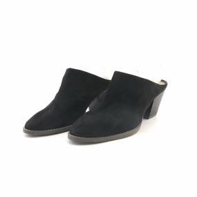 OLD NAVY . Old Navy everyday footwear styles