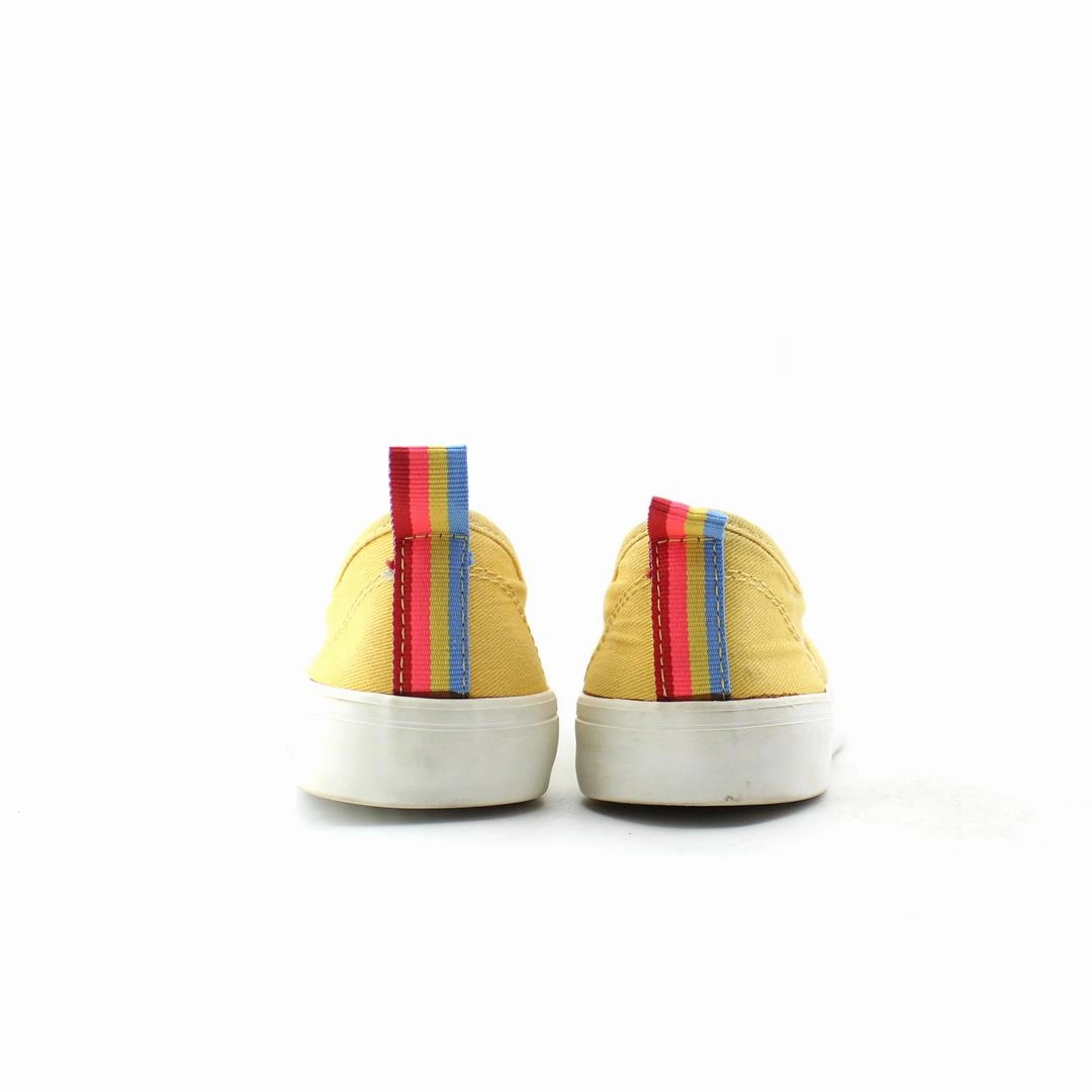 OLD NAVY . everyday Old Navy footwear looks