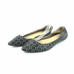 OLD NAVY . Old Navy everyday footwear styles