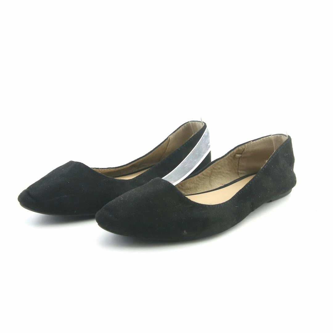 OLD NAVY . Old Navy everyday footwear styles