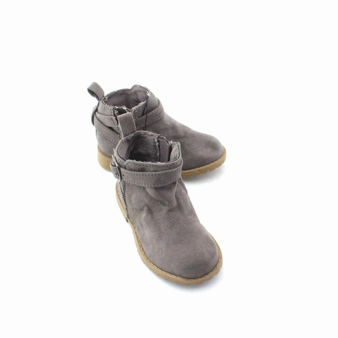 OLD NAVY . everyday Old Navy footwear looks