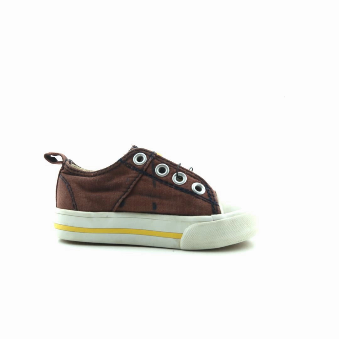 OLD NAVY . Old Navy casual shoe styles
