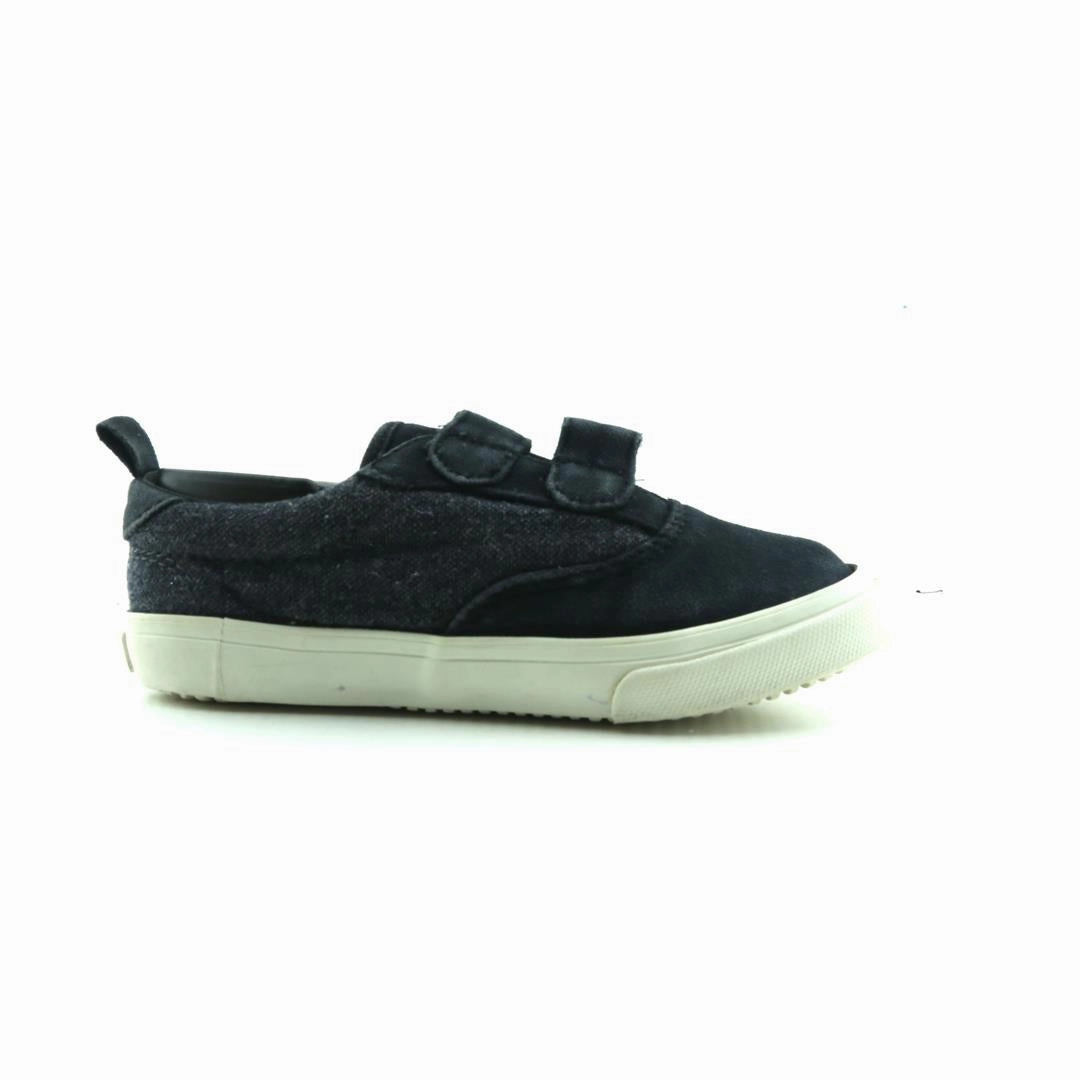 OLD NAVY . Old Navy casual shoe styles