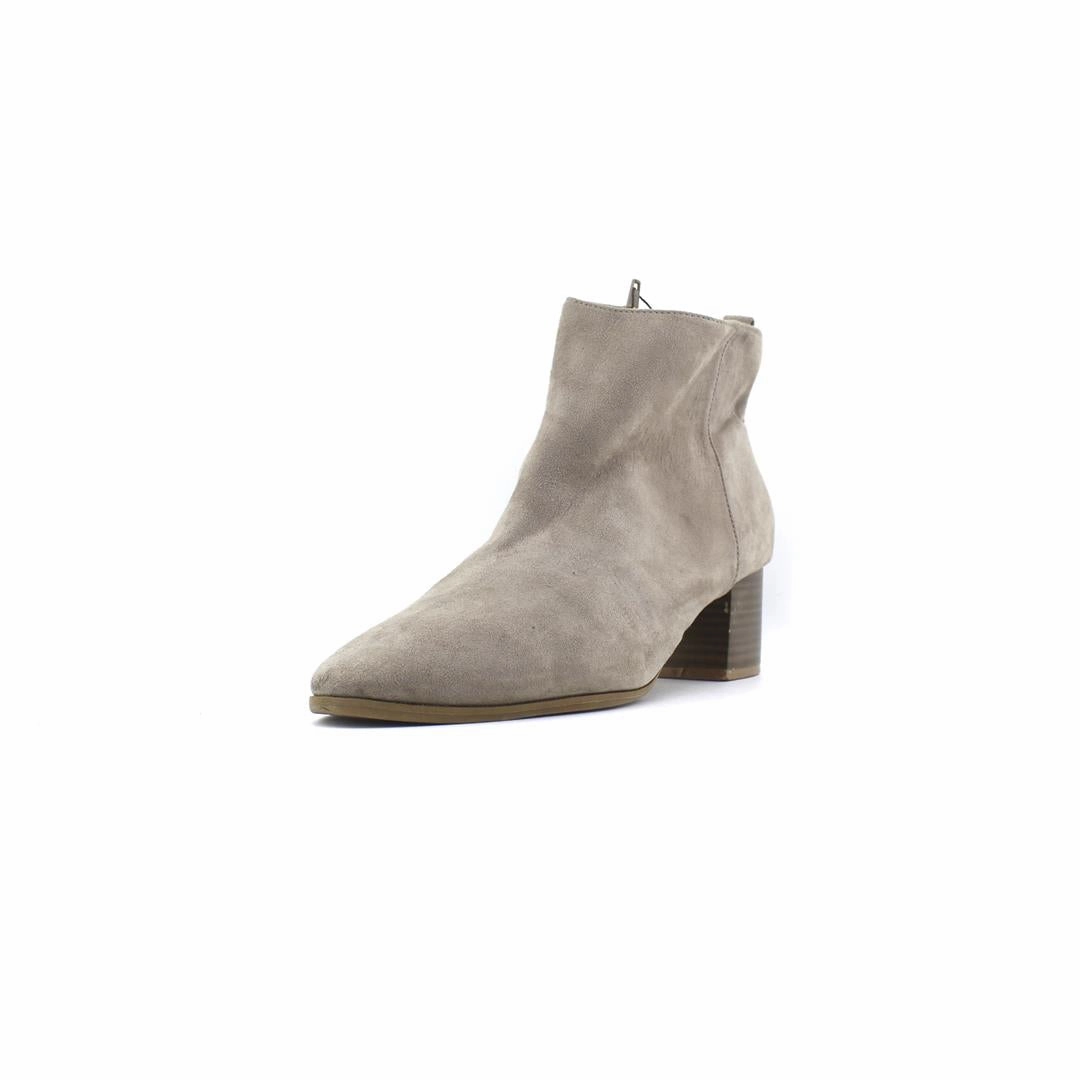 OLD NAVY . Old Navy casual shoe styles