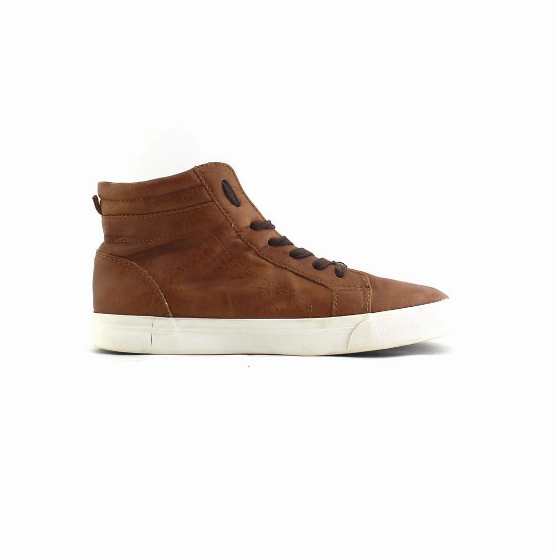 OLD NAVY . Old Navy casual shoe styles