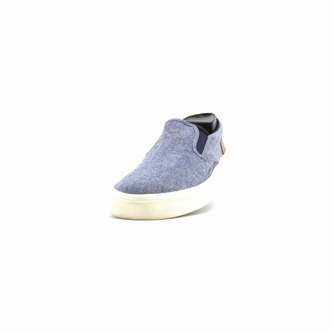 OLD NAVY . Old Navy casual shoe styles