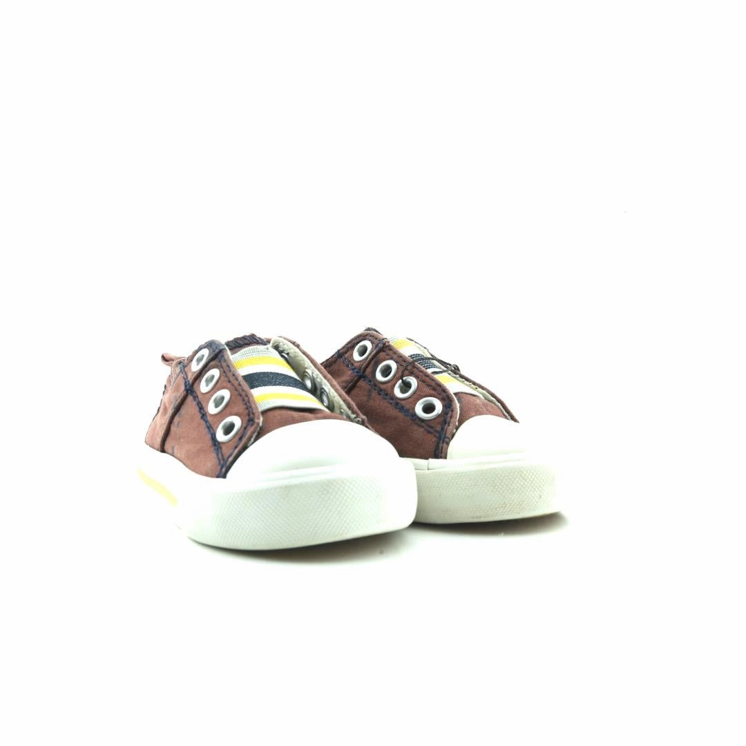 OLD NAVY . Old Navy casual shoe styles