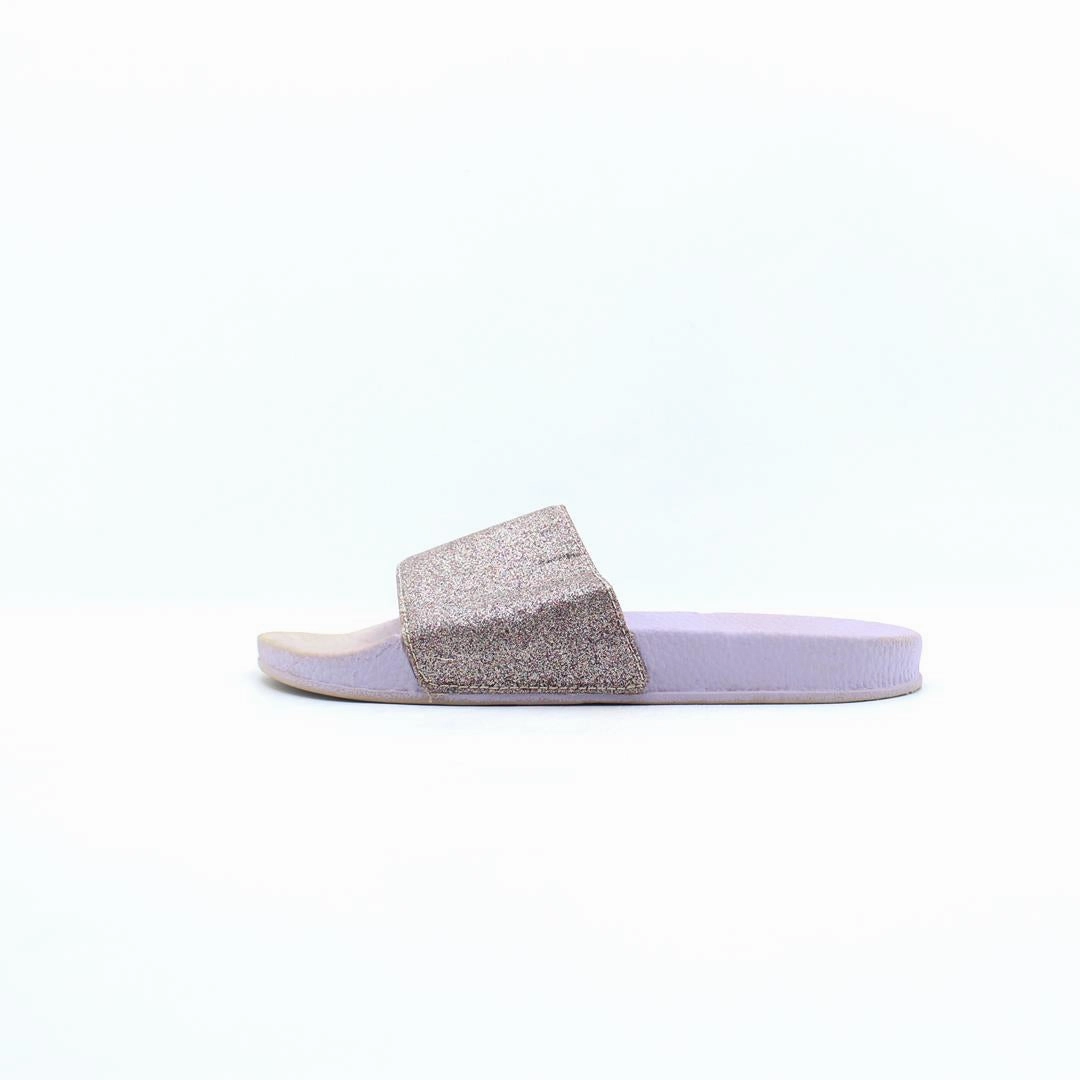 OLD NAVY . Old Navy trendy shoe designs