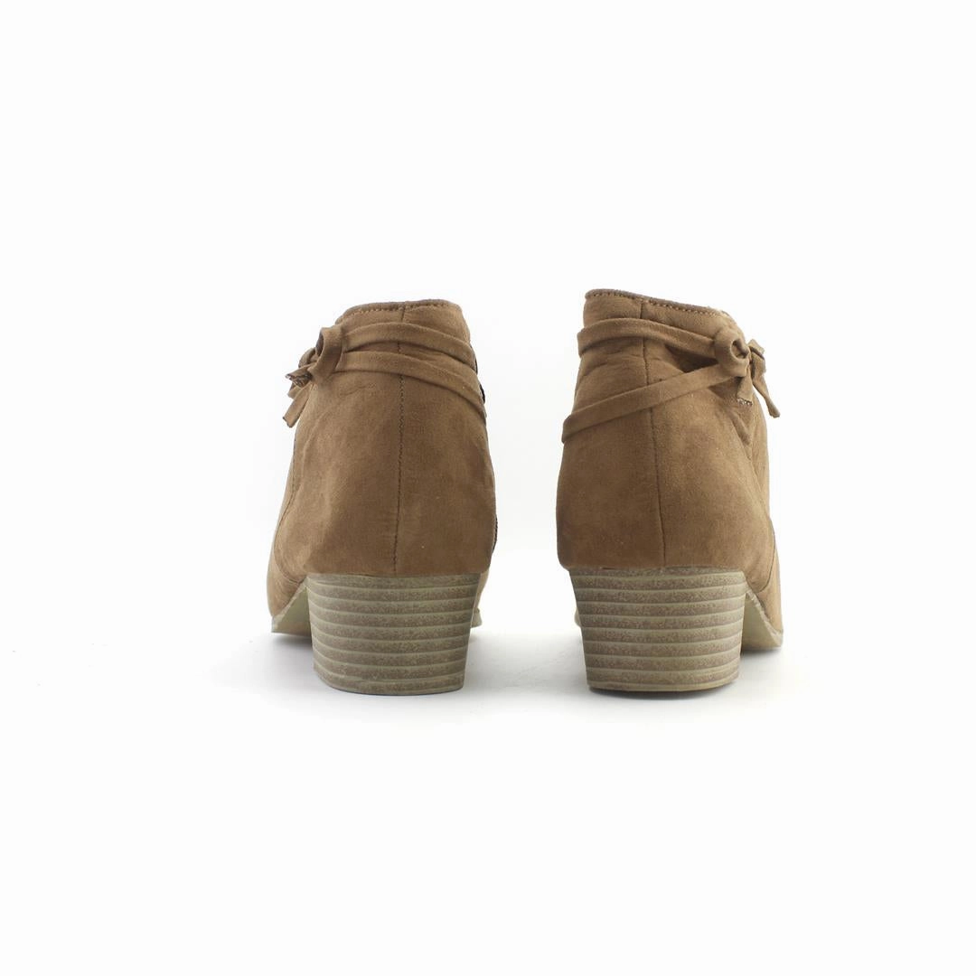 OLD NAVY . Old Navy shoe design snapshots