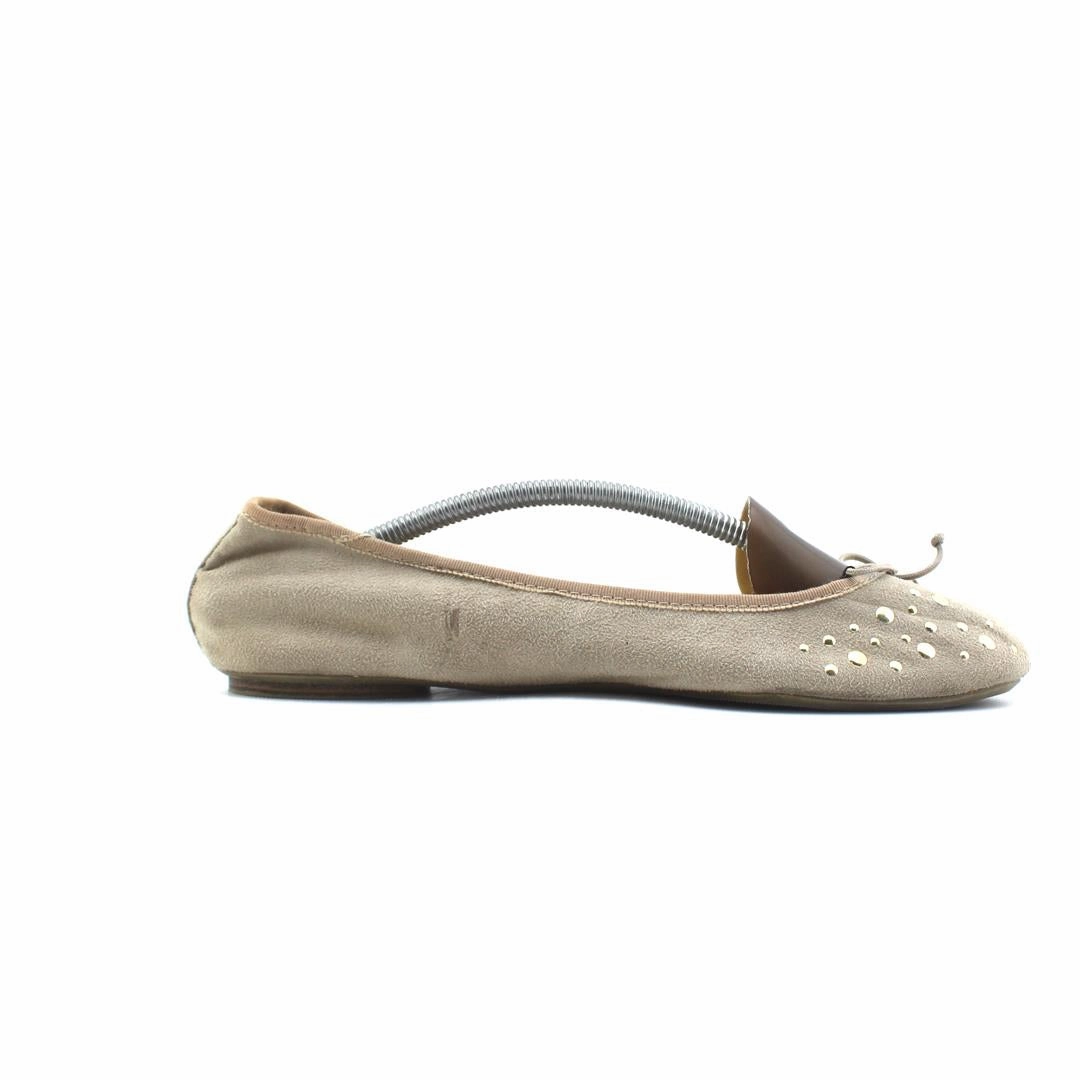 OLD NAVY . Old Navy shoe design snapshots