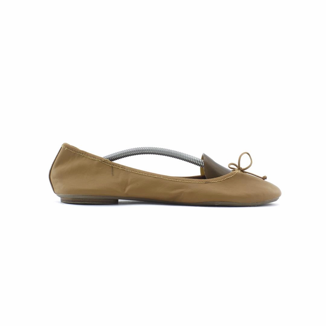 OLD NAVY . Old Navy shoe design snapshots