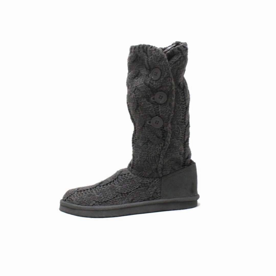 OLD NAVY . Old Navy trendy shoe designs
