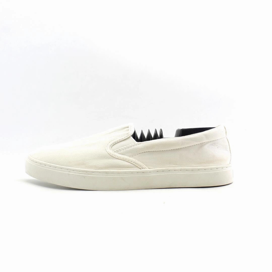 OLD NAVY . Old Navy trendy shoe designs