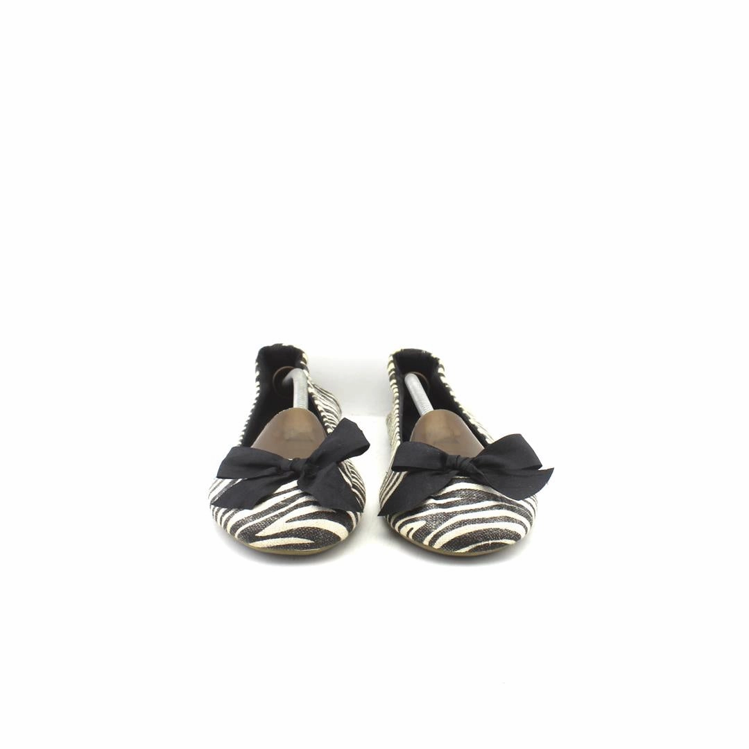 OLD NAVY . Old Navy shoe design snapshots