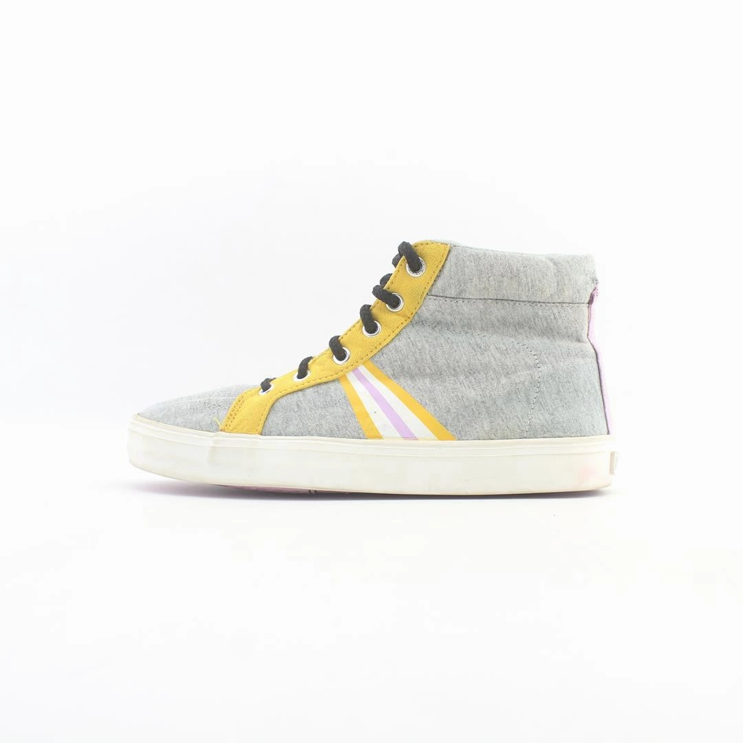 OLD NAVY . Old Navy trendy shoe designs