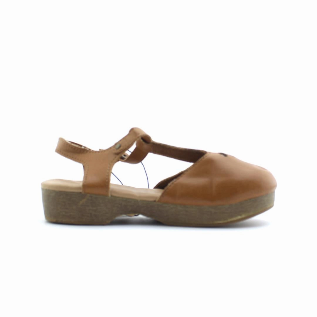 OLD NAVY . Old Navy shoe design snapshots