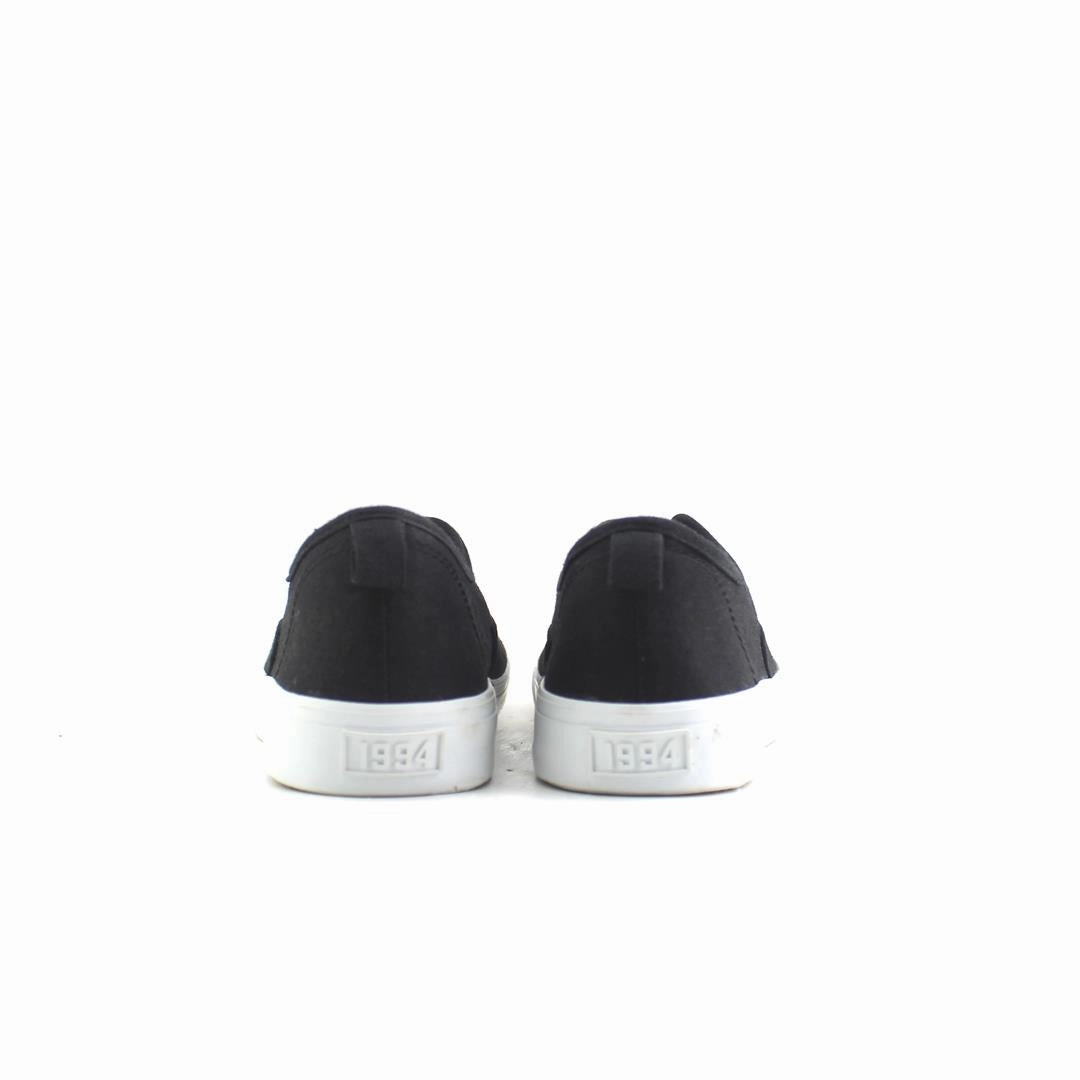 OLD NAVY . Old Navy shoe design snapshots