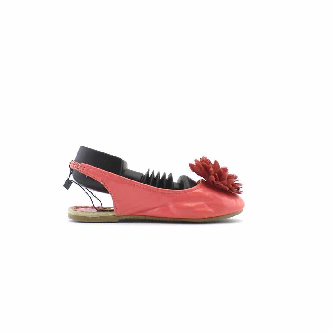 OLD NAVY . Old Navy shoe design snapshots