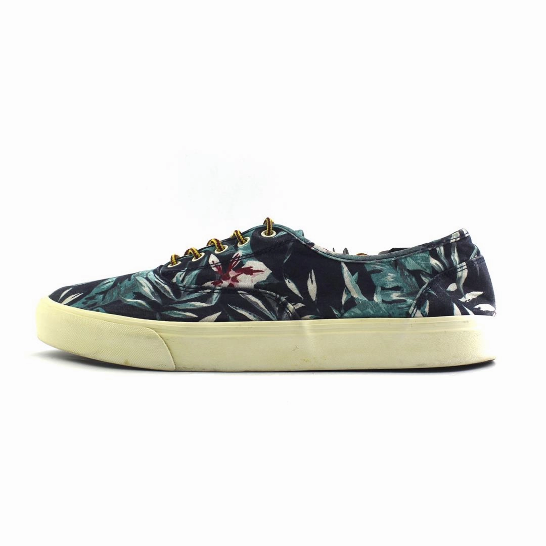 OLD NAVY . Old Navy trendy shoe designs