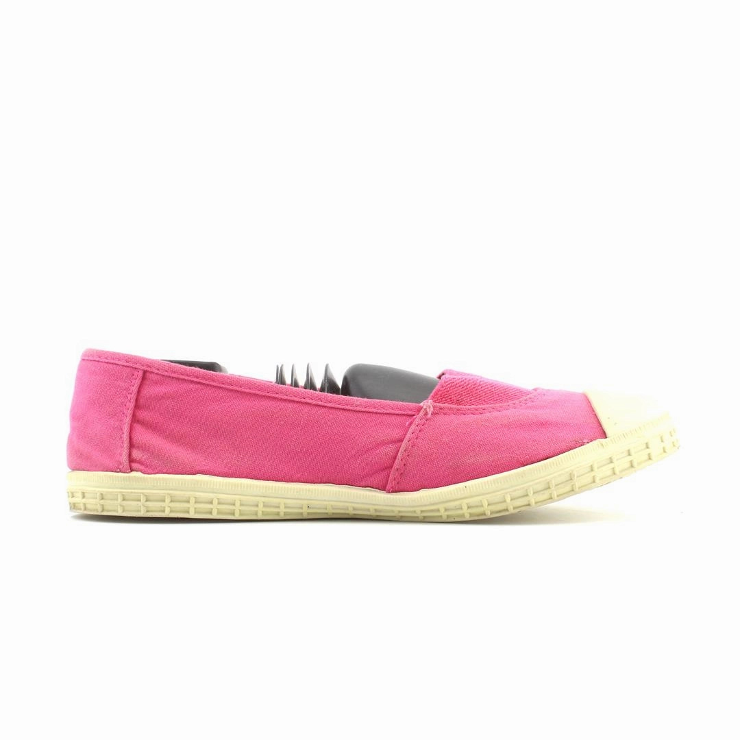OLD NAVY . Old Navy shoe design snapshots