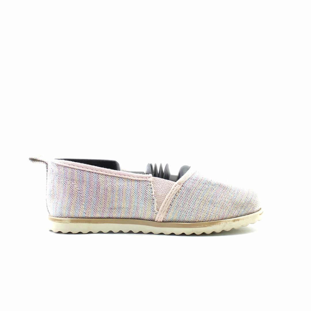 OLD NAVY . Old Navy shoe design snapshots