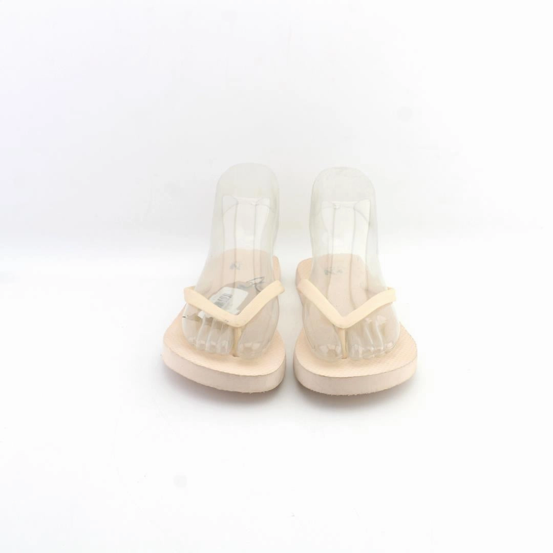 OLD NAVY . Old Navy shoe design snapshots