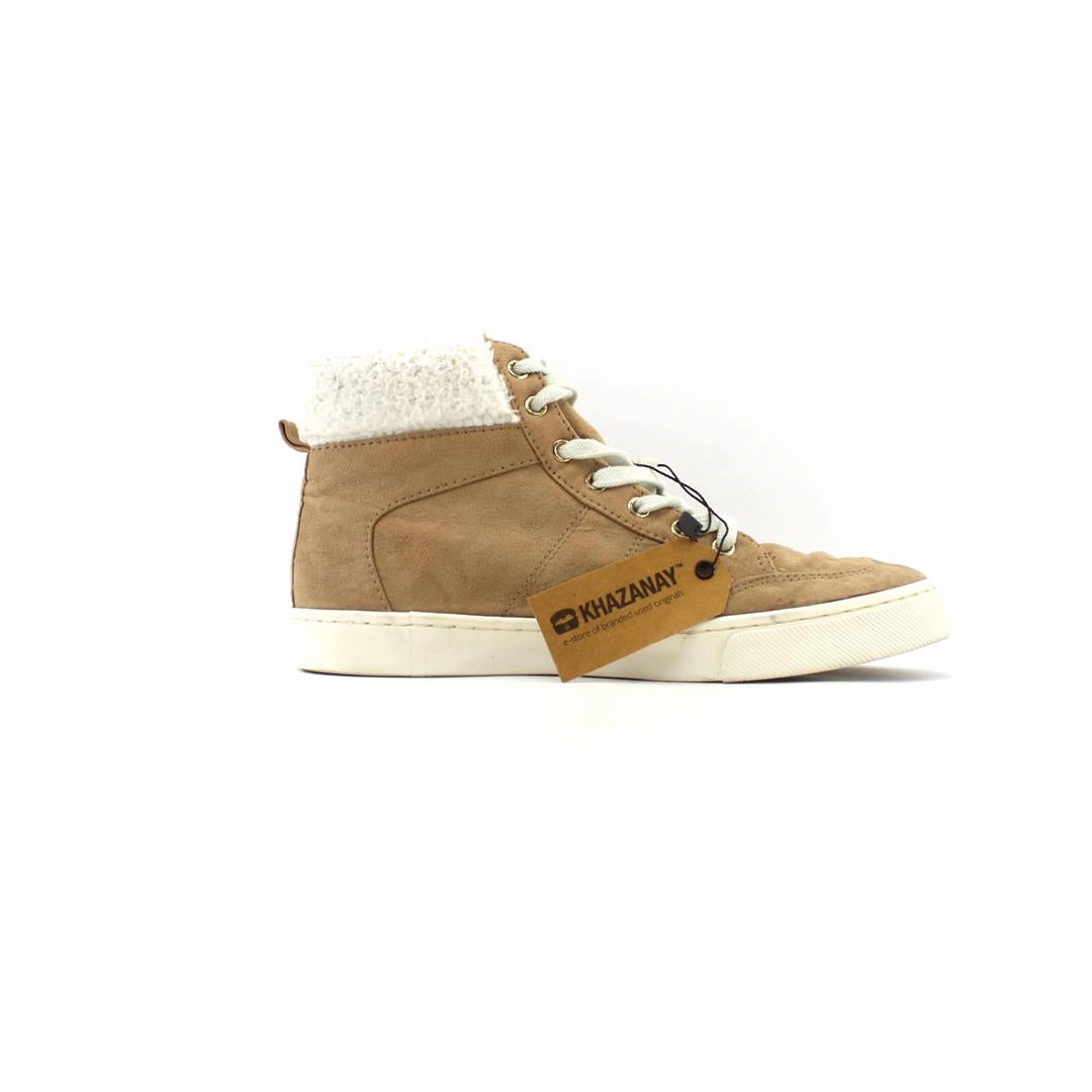 OLD NAVY . Old Navy shoe design snapshots