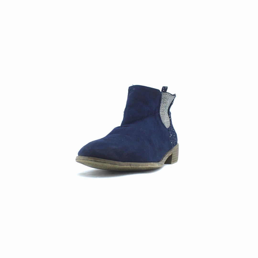 OLD NAVY . Old Navy shoe design snapshots