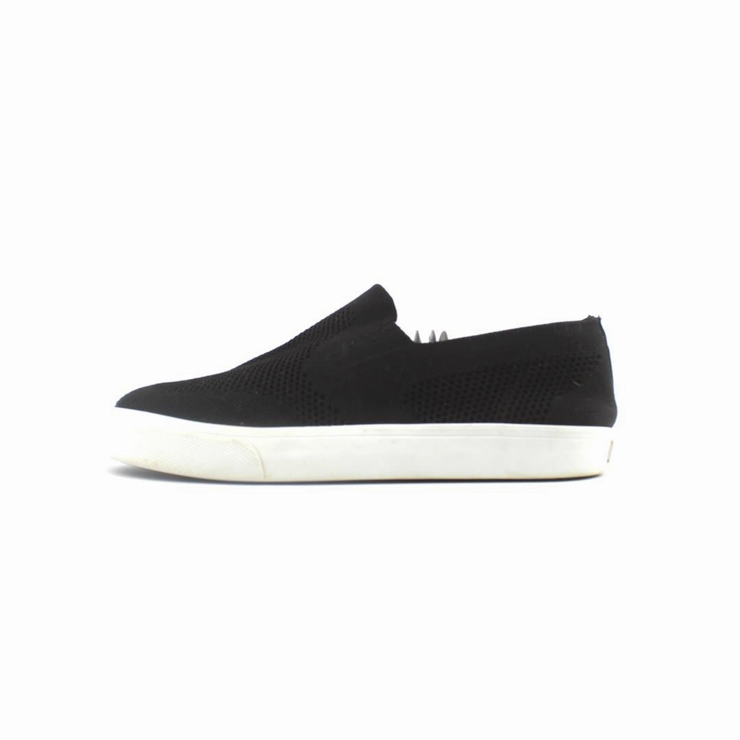 OLD NAVY . Old Navy trendy shoe designs