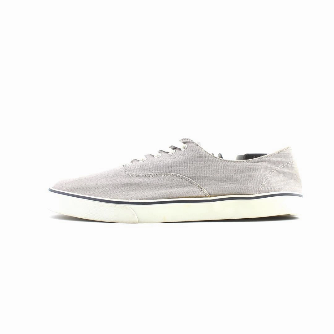 OLD NAVY . Old Navy trendy shoe designs