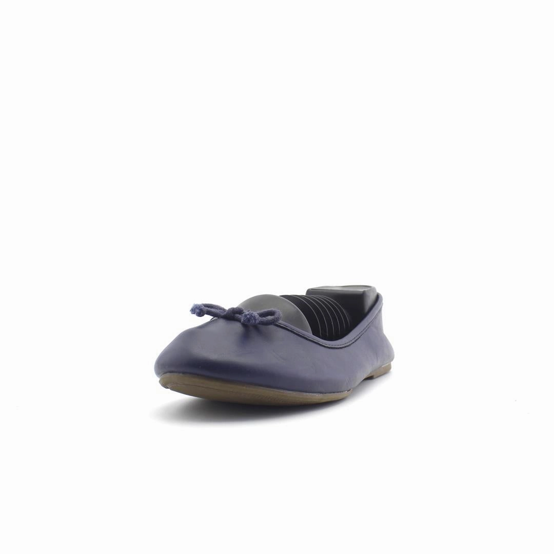 OLD NAVY . Old Navy shoe design snapshots