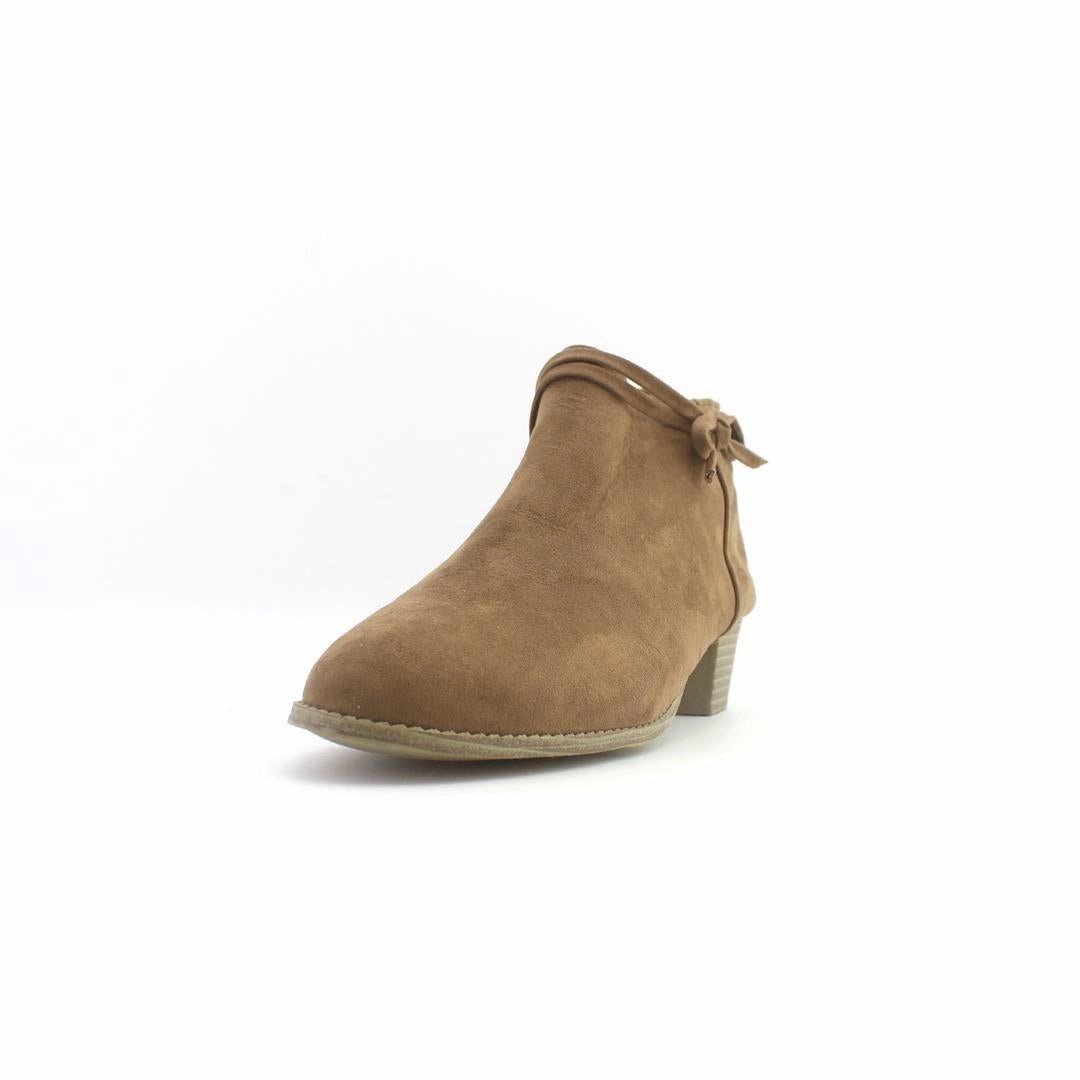OLD NAVY . Old Navy shoe design snapshots