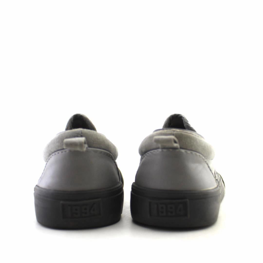 OLD NAVY CANVAS affordable Old Navy shoe visuals