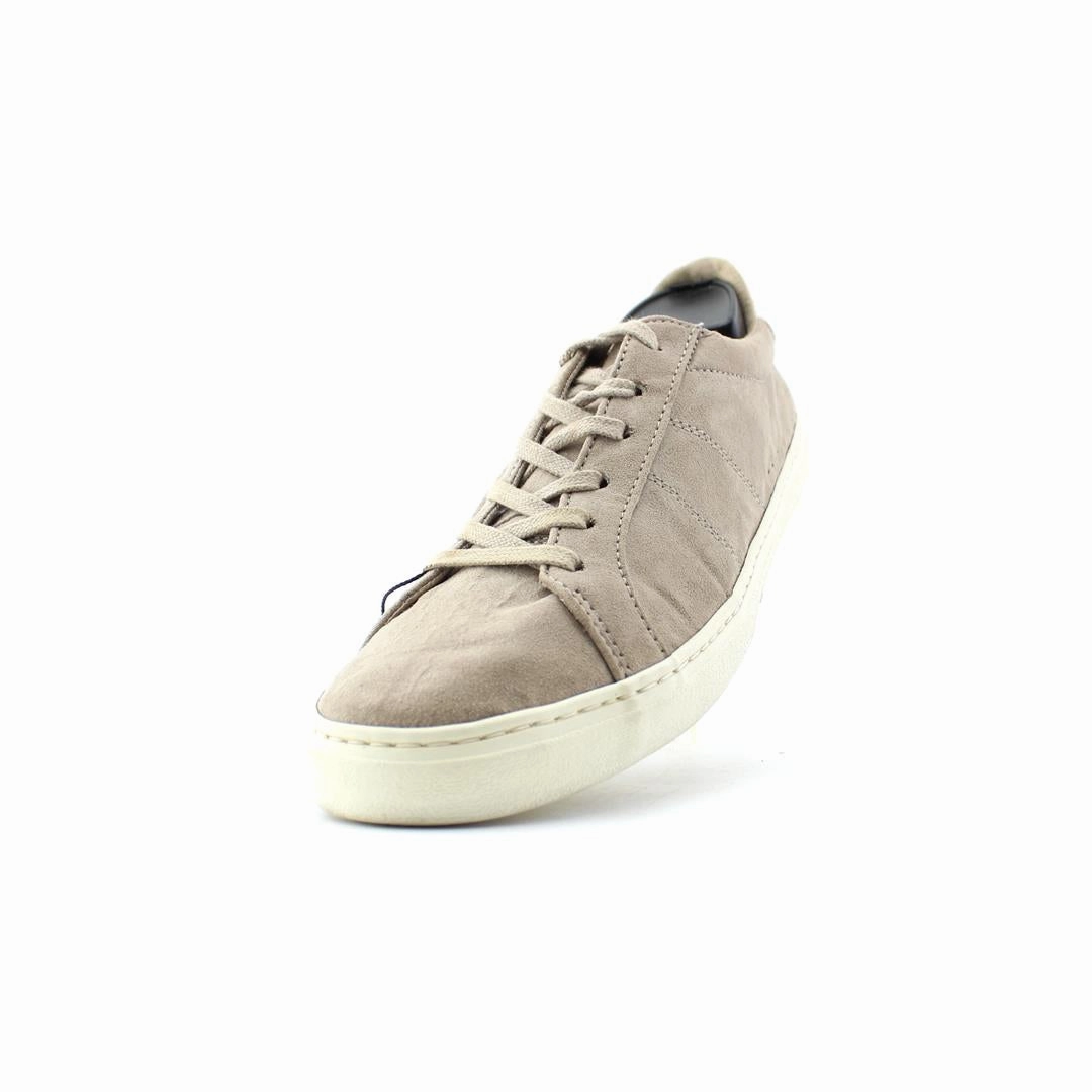 OLD NAVY  COURT everyday Old Navy footwear looks