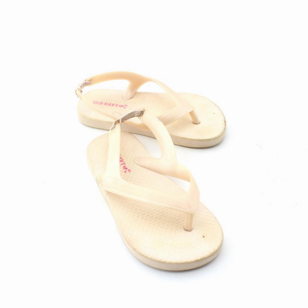 OLD NAVY FLIP-FLOP affordable Old Navy shoe visuals