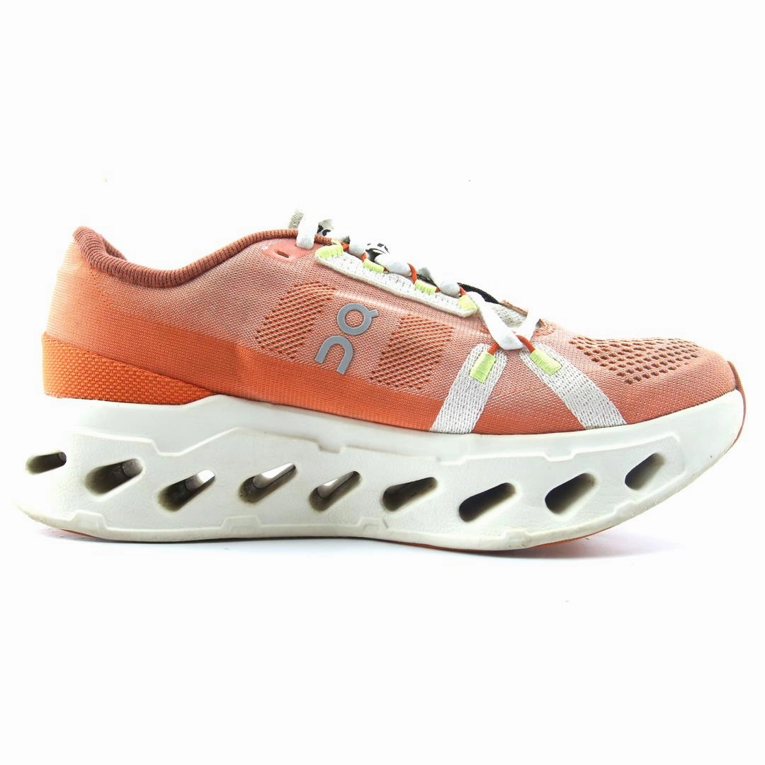 ON CLOUD ECLIPSE On Cloud lightweight running shoes