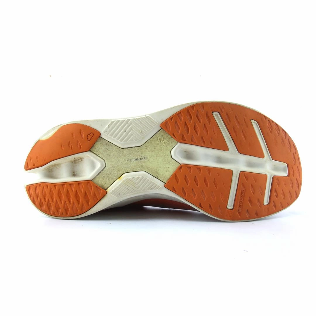 ON CLOUD ECLIPSE On Cloud lightweight running shoes
