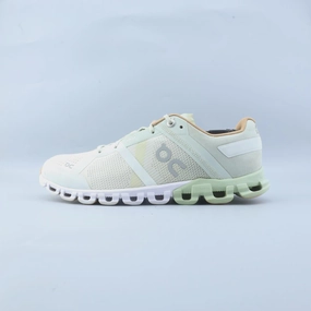 ON CLOUD FLOW 2.0 On Cloud cushioned shoes with lightweight feel